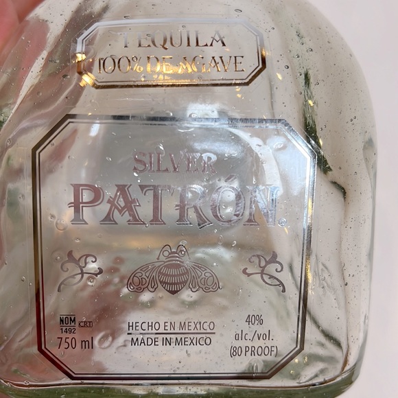 750 ml Silver Patron Tequila Empty Glass Bottle with Box - Picture 6 of 9